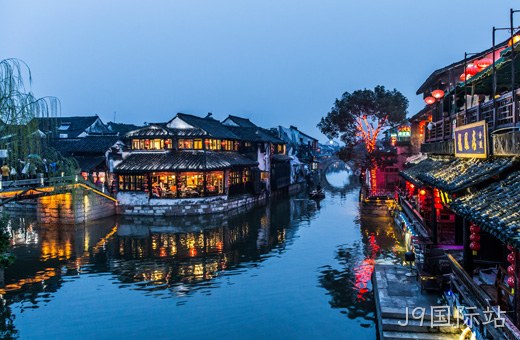 点击查看旅游网站开发方案